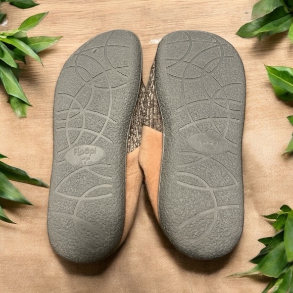 Women’s Floopi Slippers - Picture 4 of 4